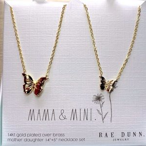 NIB 2 RAE DUNN gold toned single chain necklaces 😍 Box included ❤️